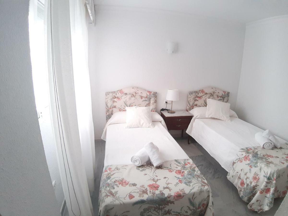 Spacious Beach Flat In Fuengirola - Los Boliches 外观 照片